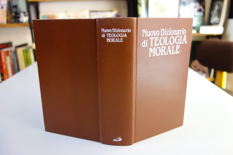 NUOVO DIZIONARIO DI TEOLOGIA MORALE COMPAGNONI PIANA PRIVITERRA SAN PAOLO …