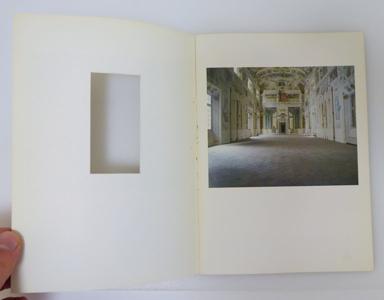 PLACCHETTA NARRATORI DELL'INVISIBILE SIMPOSIO IN MEMORIA DI CALVINO FOTO GHIRRI | Immagine Gallery 3