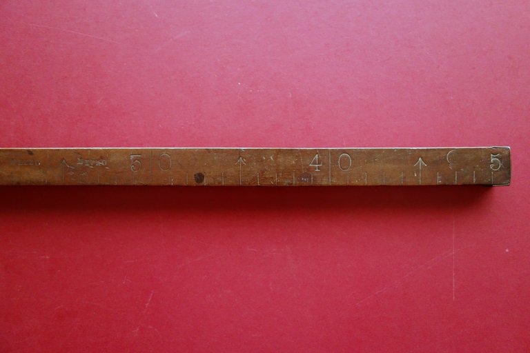 Riga 1/2 Metro 50cm in Legno di Noce Chiusure in …