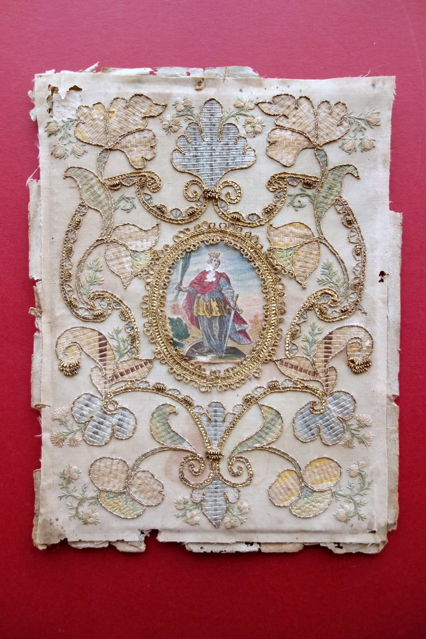 Santino '700 Incisione Colorata a Mano Decorazioni Intarsi Dorati Ricami | Immagine principale