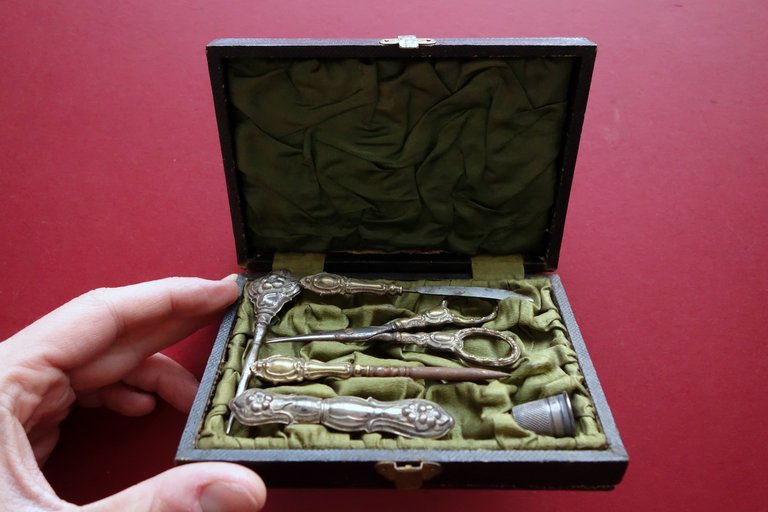 Servizio da Cucito in Foglia d'Argento 6 Pezzi Cofanetto Fine …