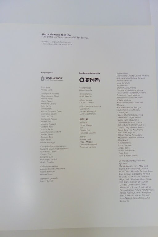 STORIA MEMORIA IDENTITA' FOTOGRAFIA CONTEMPORANEA DELL'EST EUROPA SKIRA 2009