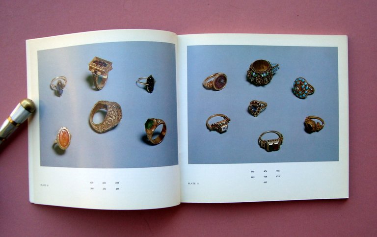 Taylor Scarisbrick Finger Rings dall'Antico Egitto ai giorni nostri 1978 …