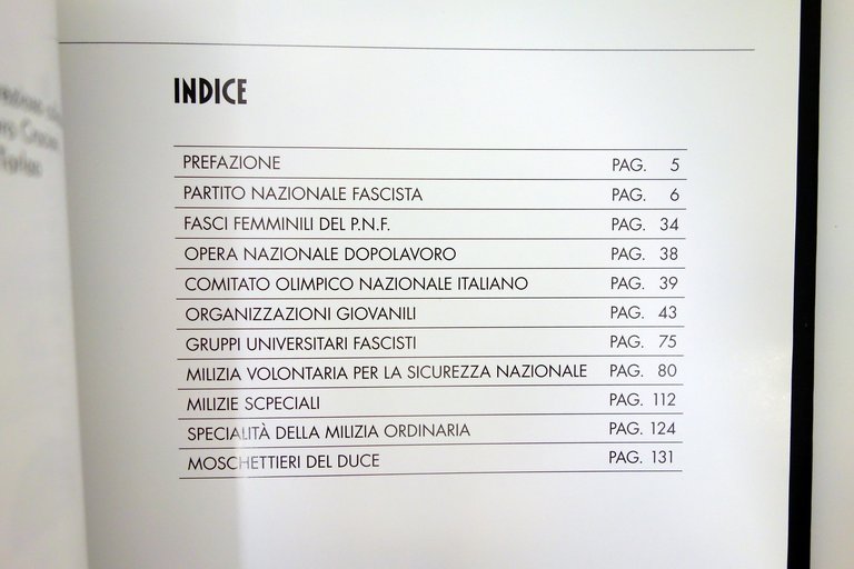 Ugo Pericoli Le Divise del Duce Tutte le Divise e …