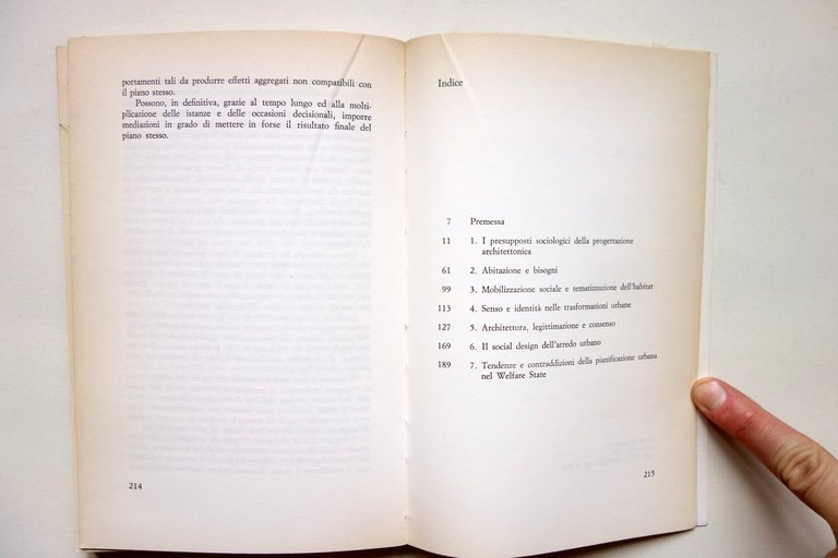 Uomini e Case Presupposti Sociologici della Progettazione Amendola Dedalo 1984