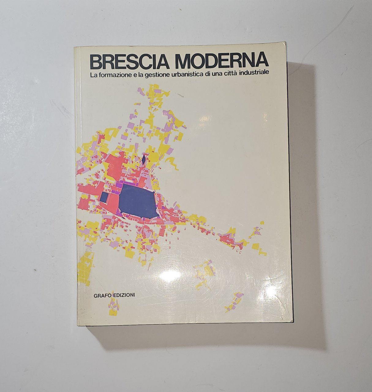 Brescia Moderna – Catalogo della Mostra sulla Città Industriale | Immagine principale