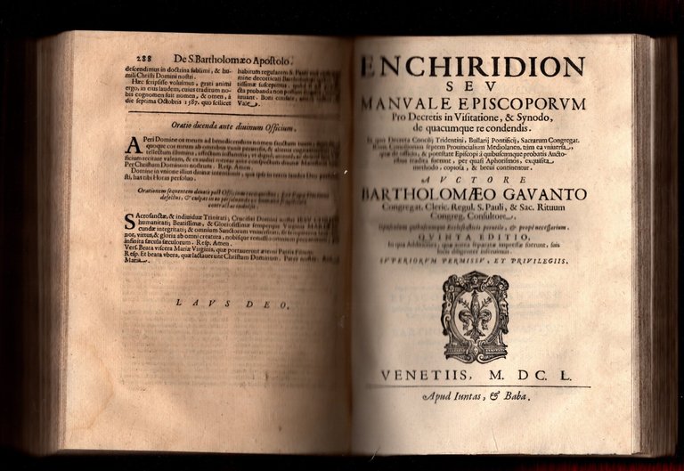 Thesaurus Sacrorum Rituum Sev Commentaria In Rubricas Missalis Et Breviarii …