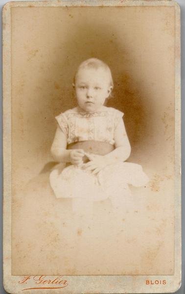 Foto photo bambina in posa by F. Gerlier Chambon Blois …