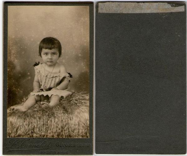 Foto photo bambina seduta by L. Tronchet Givors cdv 1890 …