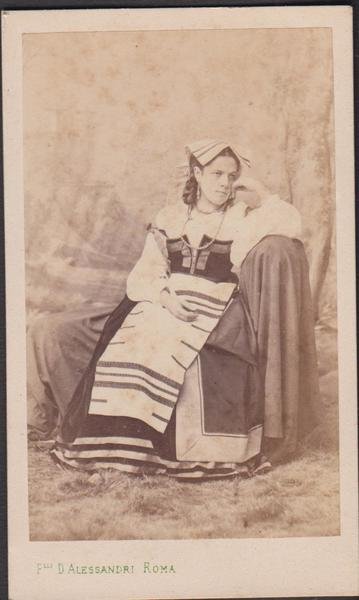 Foto photo cdv albumina nobildonna Maria Patrizi in costume ciociaro …