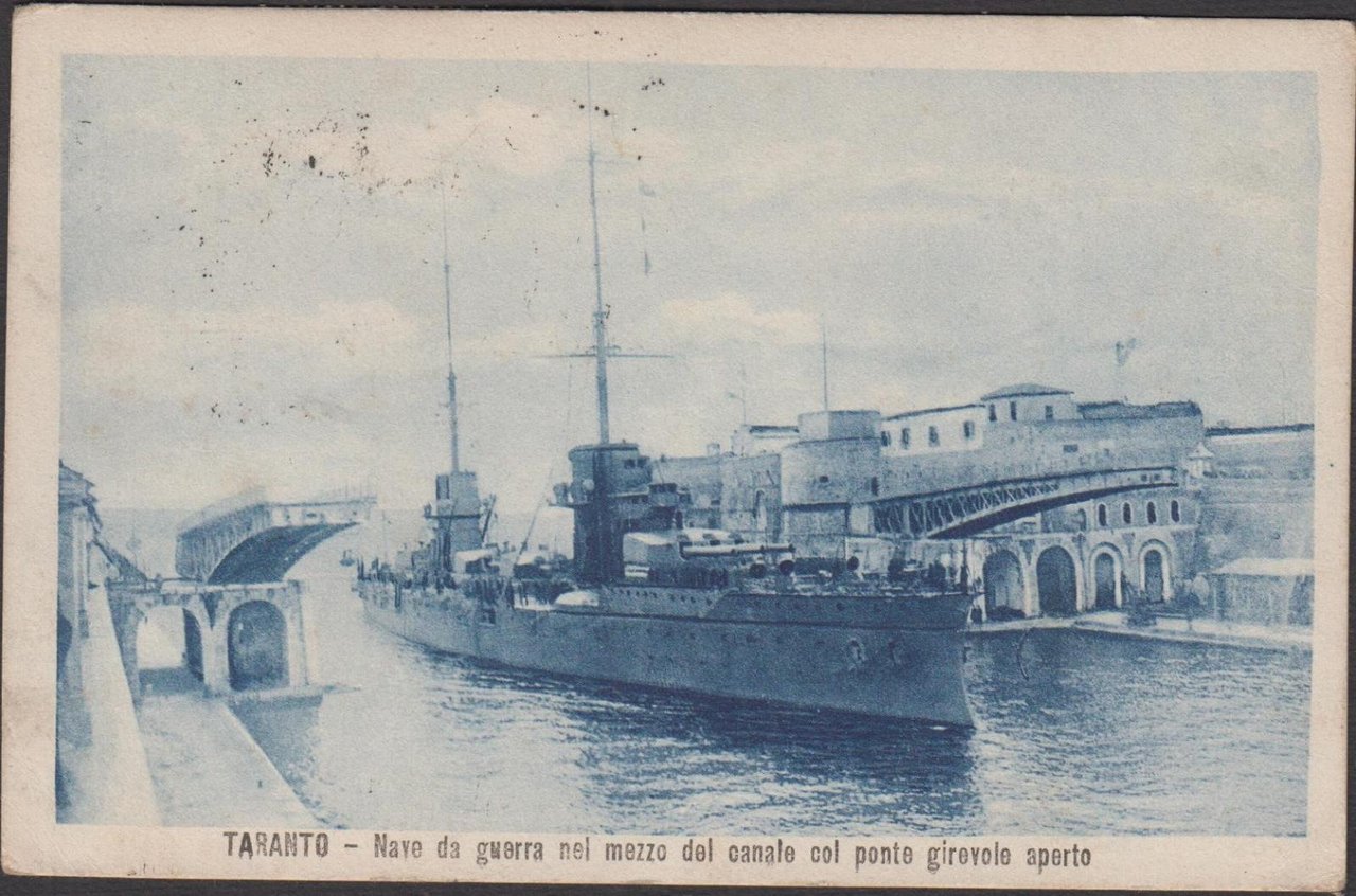Cartolina Taranto Nave da guerra con ponte girevole aperto viaggiata …