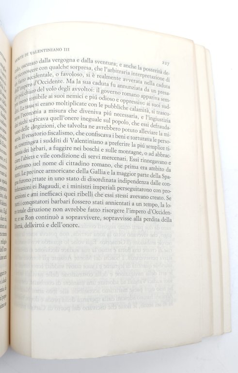 Edward Gibbon La caduta dell'Impero Romano d'Occidente Einaudi 1975 | Immagine Gallery 6