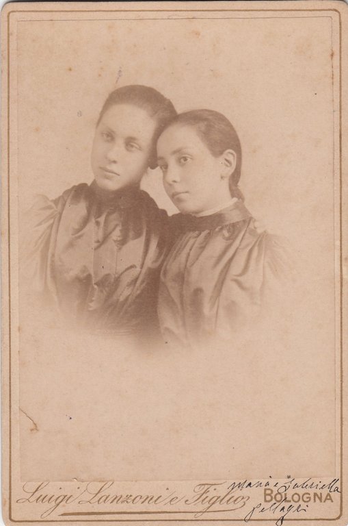 Foto photo cabinet card Maria e Gabriella Pellagri by L …