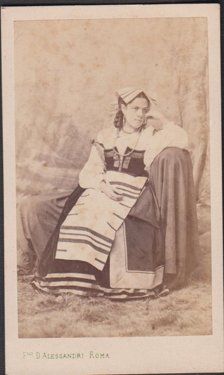 Foto photo cdv albumina nobildonna Maria Patrizi in costume ciociaro …