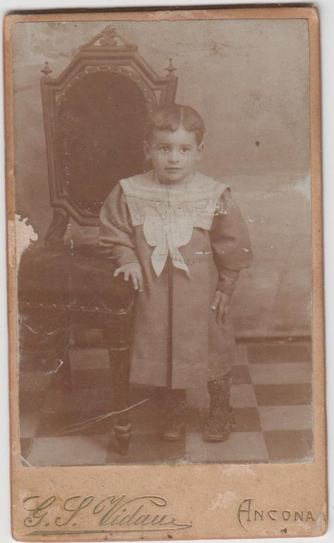 foto photo cdv bambino in posa by A. Vidau Ancona …