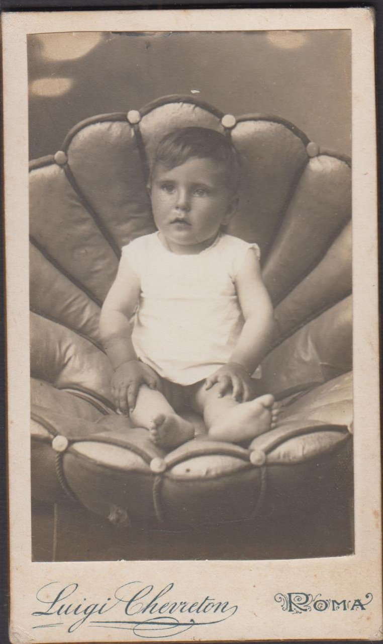 Foto photo cdv bambino in posa by L. Chevreton Roma …