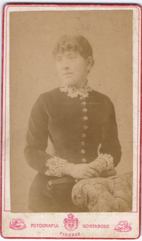 Foto photo gentildonna con ventaglio by Montabone Firenze cdv 1870 … | Immagine Gallery 1