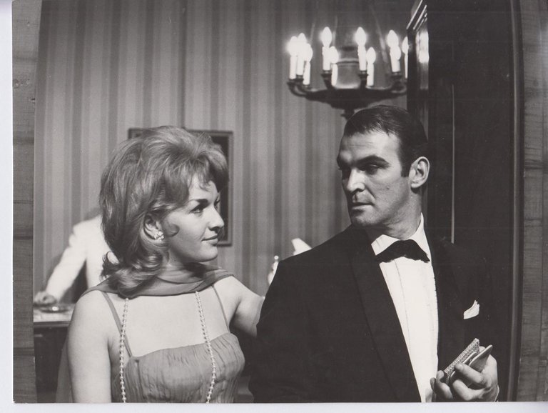 Foto photo Vintage Lisa Gastoni e Stanley Baker Film. Eva … | Immagine Gallery 1