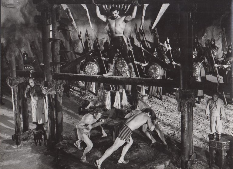 Foto vintage photo film: Le sette fatiche di Alì Babà … | Immagine Gallery 1