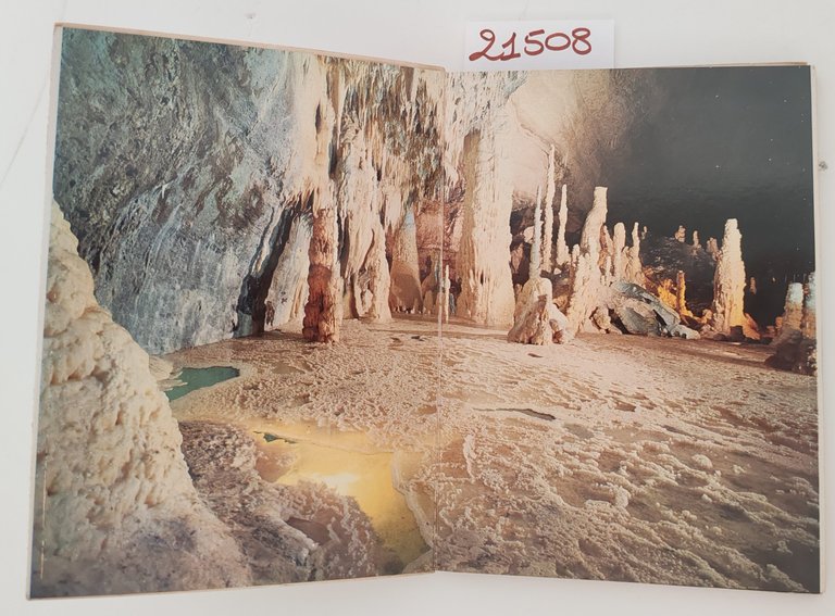 Grotte di Frasassi Genga la grotta del grande vento foto …