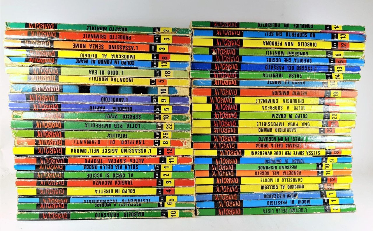 Diabolik blocco 48 fumetti dal VI al XXVI misti
