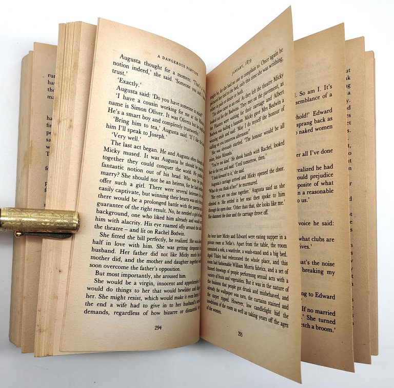 Ken Follett A Dangerous fortune Pan books 1993 1° edizione