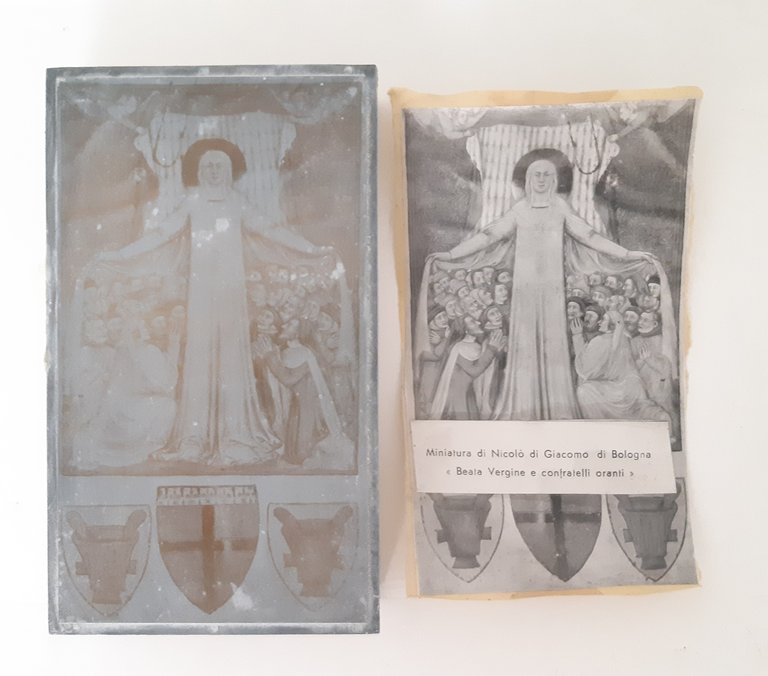 Matrice per stampa Miniatura Beata Vergine con fratelli oranti su …