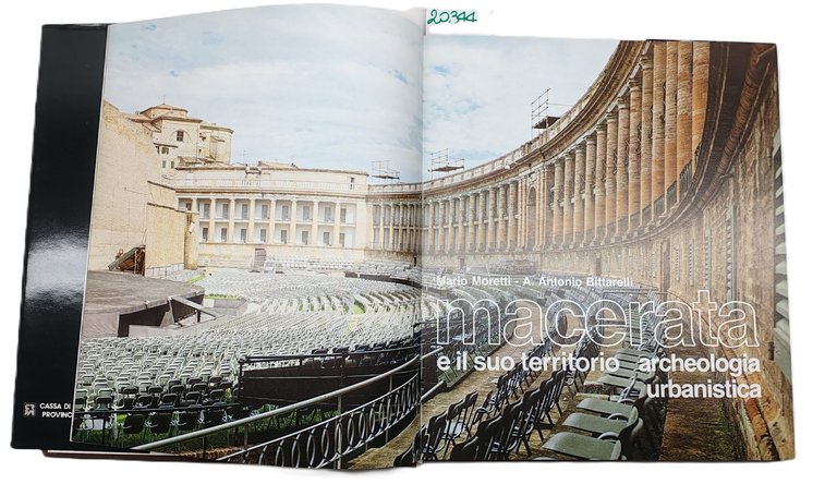 Moretti Bittarelli Macerata il suo territorio archeologia urbanistica 1984 Carima