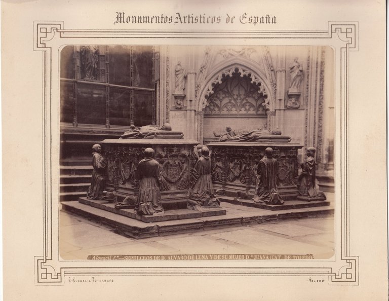 Photo foto albumina sepulcros de D. Alvaro De Luna Toledo …