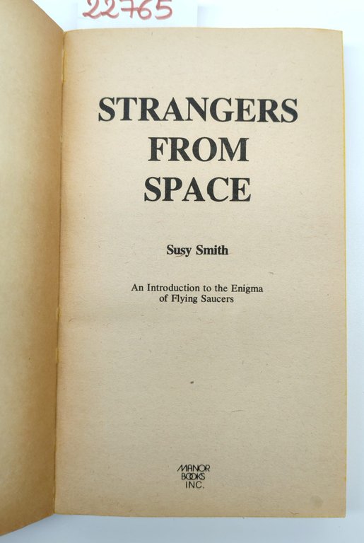 Susy Smith Strangers from space Manor books 1977
