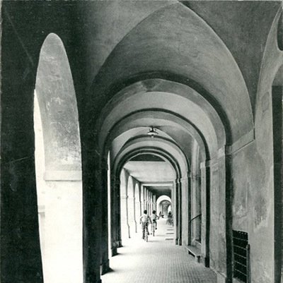 Paolo Monti fotografo e l'età dei piani regolatori (1960-1980).