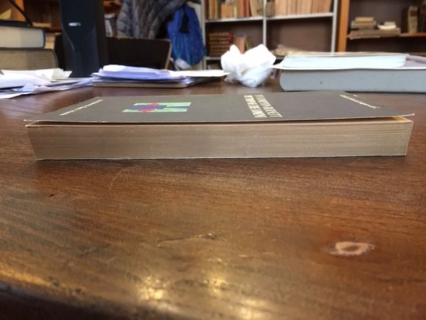 Più donne che uomini. Presentazione di Alberto Arbasino