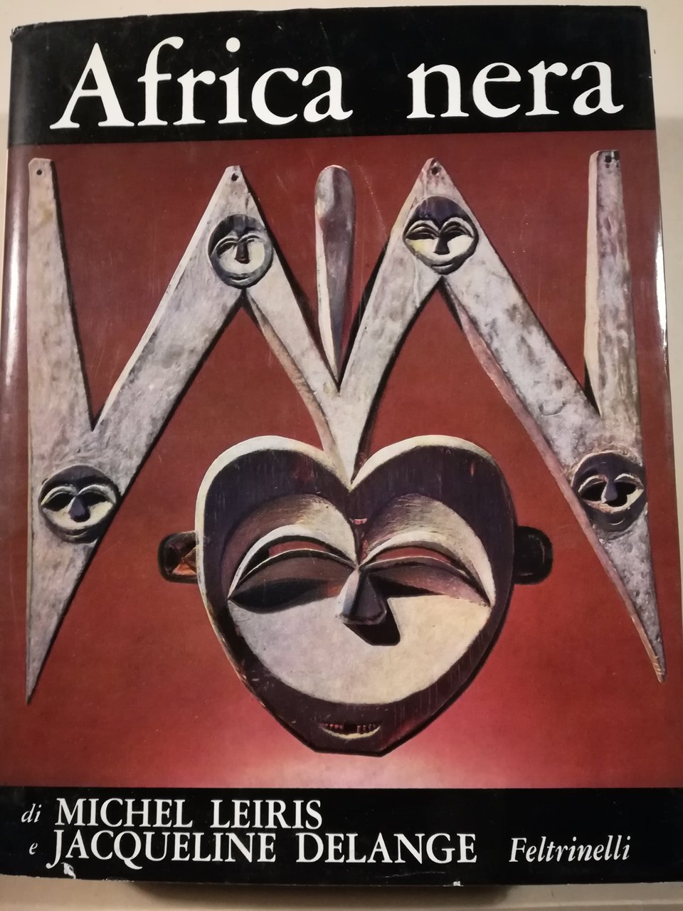 Africa nera. La creazione plastica | Immagine principale