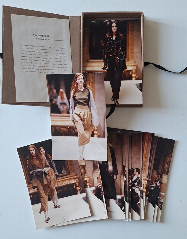COSTUME NATIONAL FALL WINTER1989 / 1990 CATALOGO FOTOGRAFICO