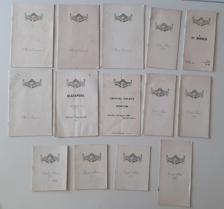 CRYSTAL PALACE FOOTBALL CLUB OFFICIAL PROGRAMME DAL 1966 AL 1971 …