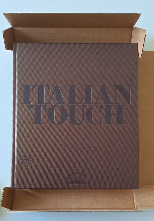 DONATELLA SARTORIO ITALIAN TOUCH TOD'S PUBLICATIONS SKIRA 2009