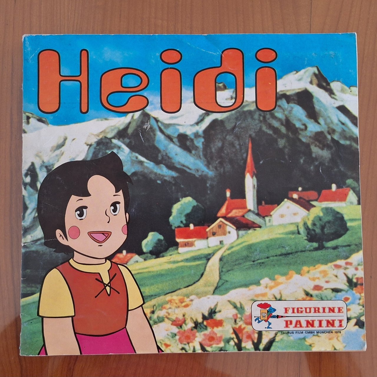 HEIDI FIGURINE PANINI ALBUM SCOMPLETO