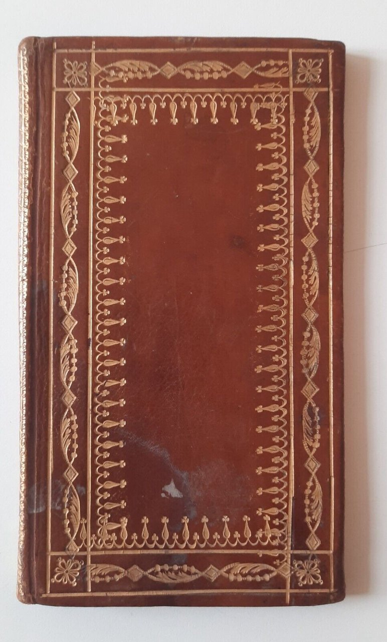 LEGATURA IN PELLE CON FREGI IN ORO ANTICA