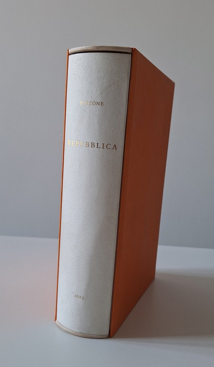 PLATONE REPUBBLICA S. BERLUSCONI 2012 | Immagine principale