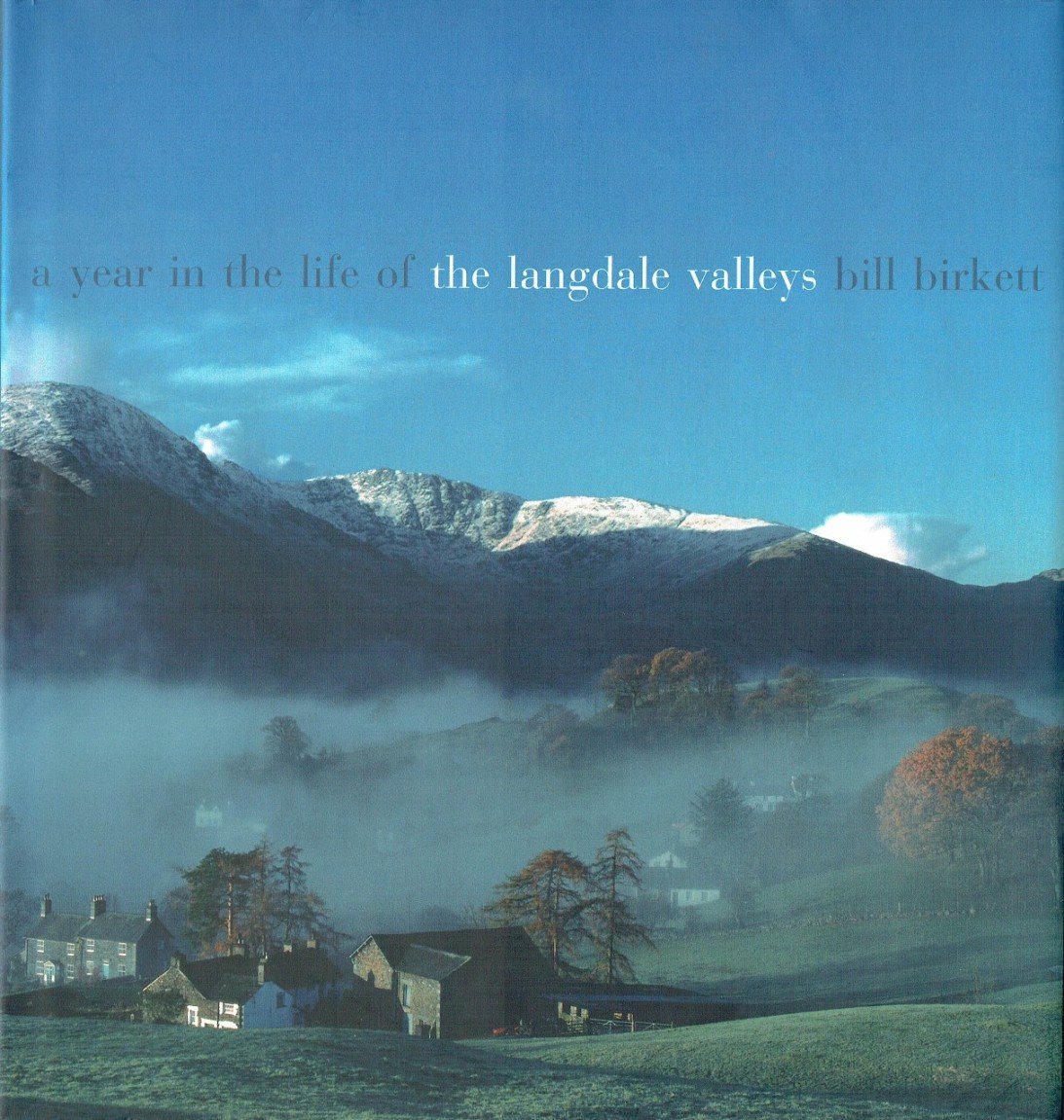A Year in the Life of the Langdale Valleys (Signed … | Immagine principale