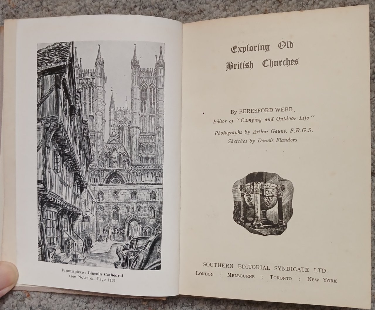 Exploring Old British Churches | Immagine principale