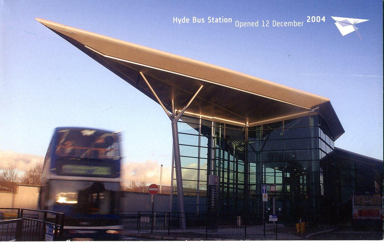 Hyde Bus Station : Opened 12 December 2004 : Souvenir | Immagine principale