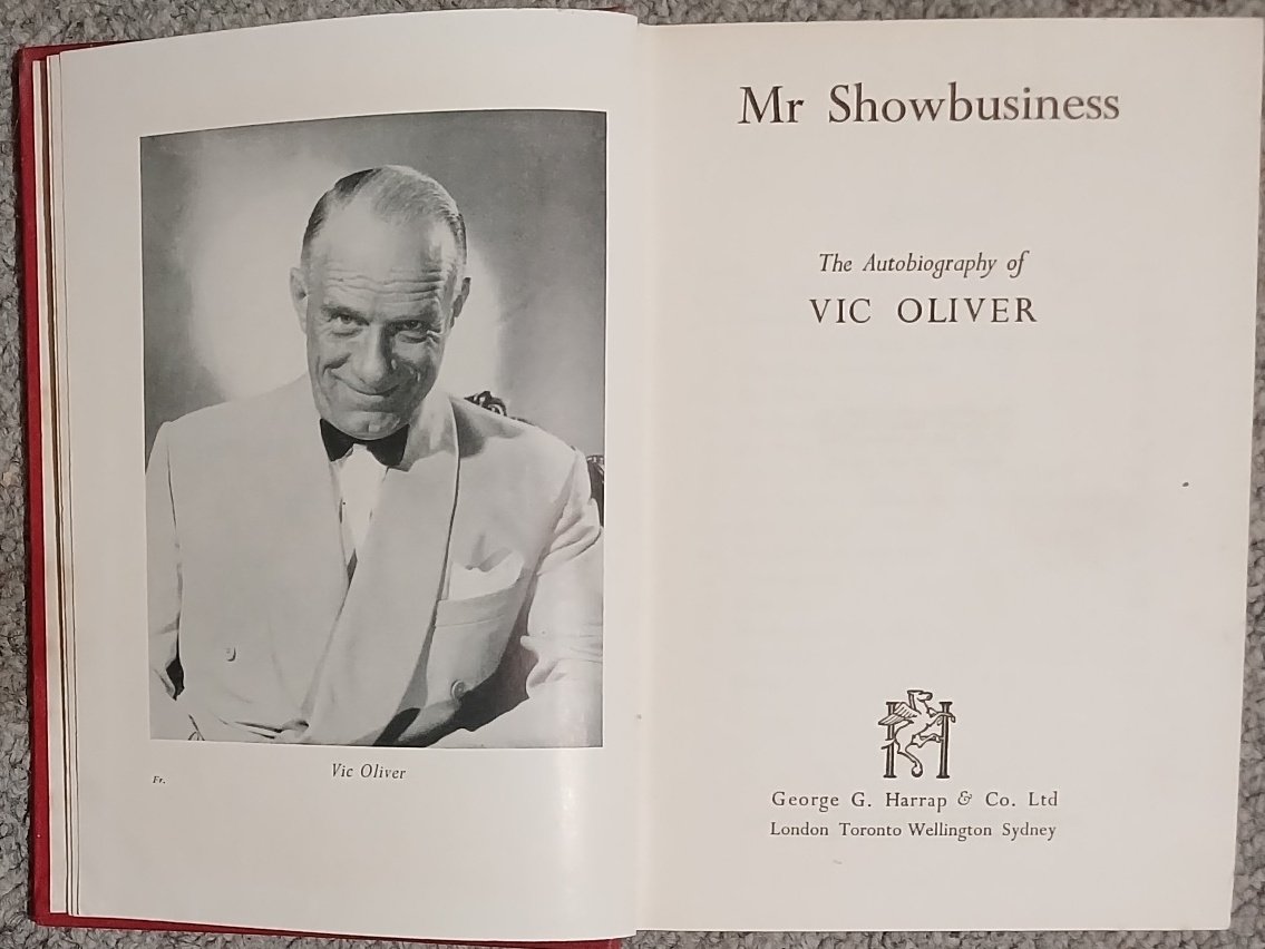 Mr. Showbusiness: The Autobiography of Vic Oliver | Immagine principale