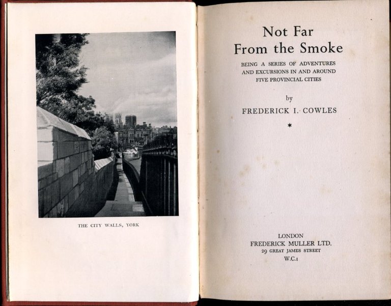 Not Far from the Smoke | Immagine Gallery 2