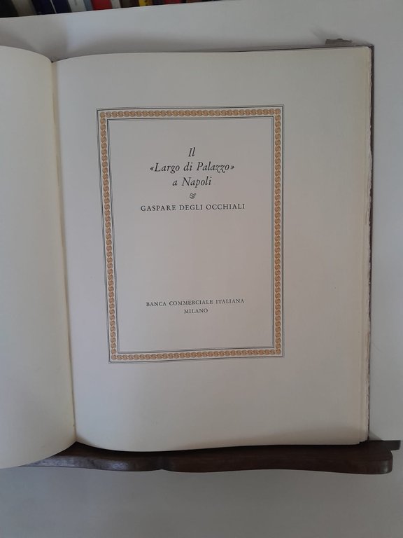 Il "Largo di Palazzo" a Napoli & Gaspare degli Occhiali … | Immagine Gallery 3