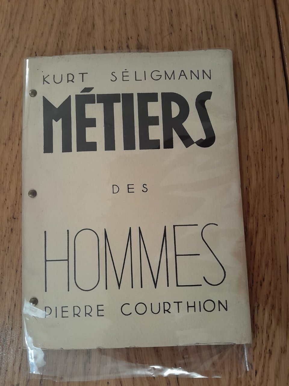 Métiers des hommes | Immagine principale