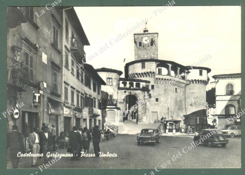 CASTELNUOVO GARFAGNANA, Lucca. Piazza Umberto. Cartolina d&#39;epoca viaggiata nel 1968