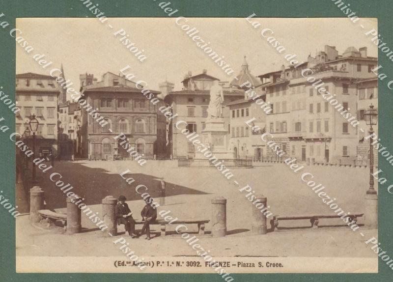 FIRENZE. Ponte Vecchio e Porticato di via degli Archibusieri. Foto …