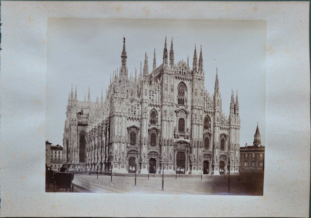 MILANO. Tre foto stampate all&#39;albumina e databili attorno al 1880.