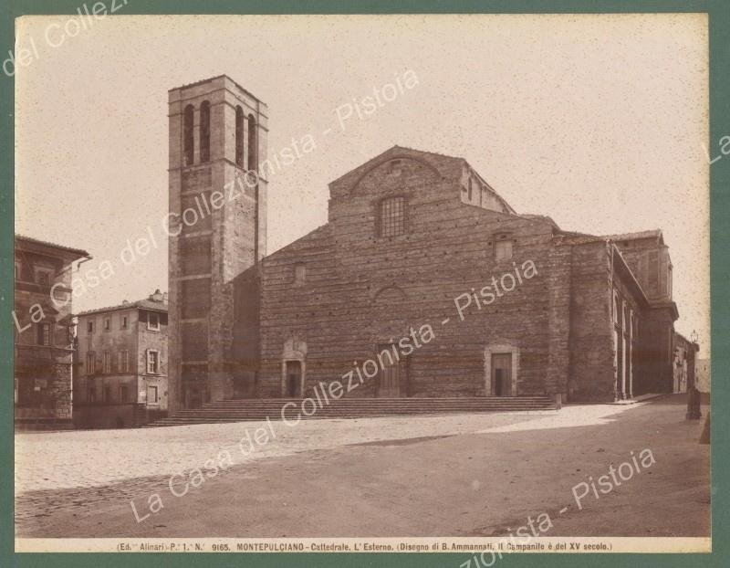 MONTEPULCIANO. Veduta del Duomo e sua piazza. Foto d&#39;epoca Alinari, …